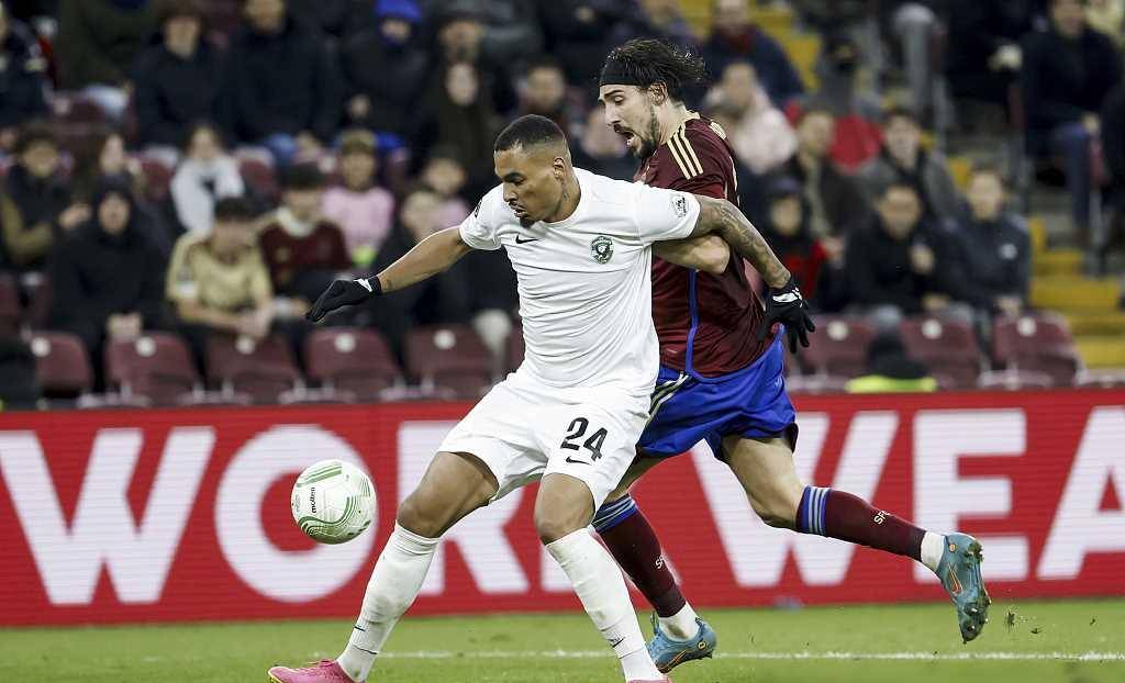 亚博体育-关于大坂直美焦点对战，Uzi与60激战MAD分钟，刷新纪录胜负难料！引发球迷热议的信息-亚博体育